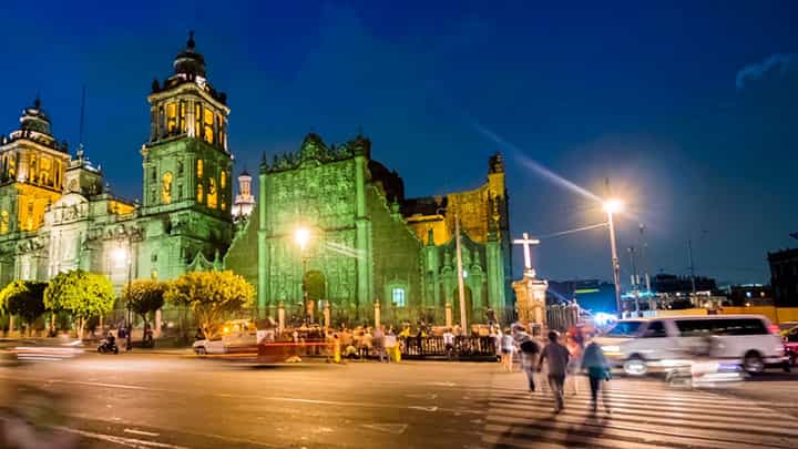 U.S. Barbershops could refuse service to blacks until 1964. Library of Congress.