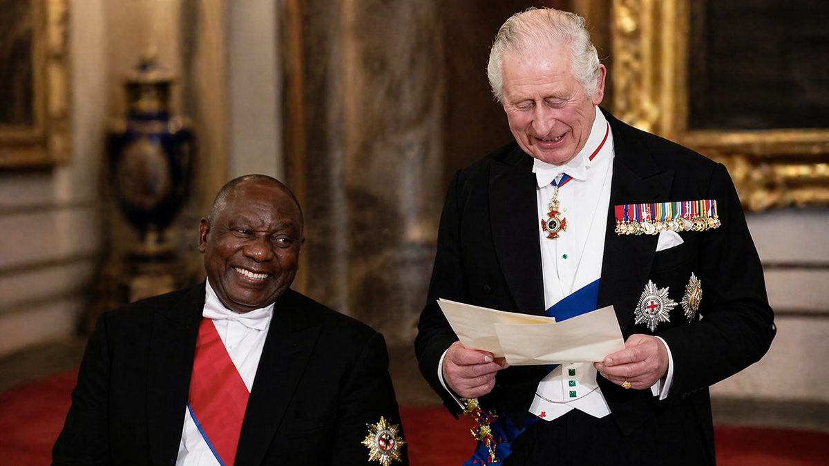 AI illustration of King Charles III and South African President Cyril Ramaphosa at a state banquet